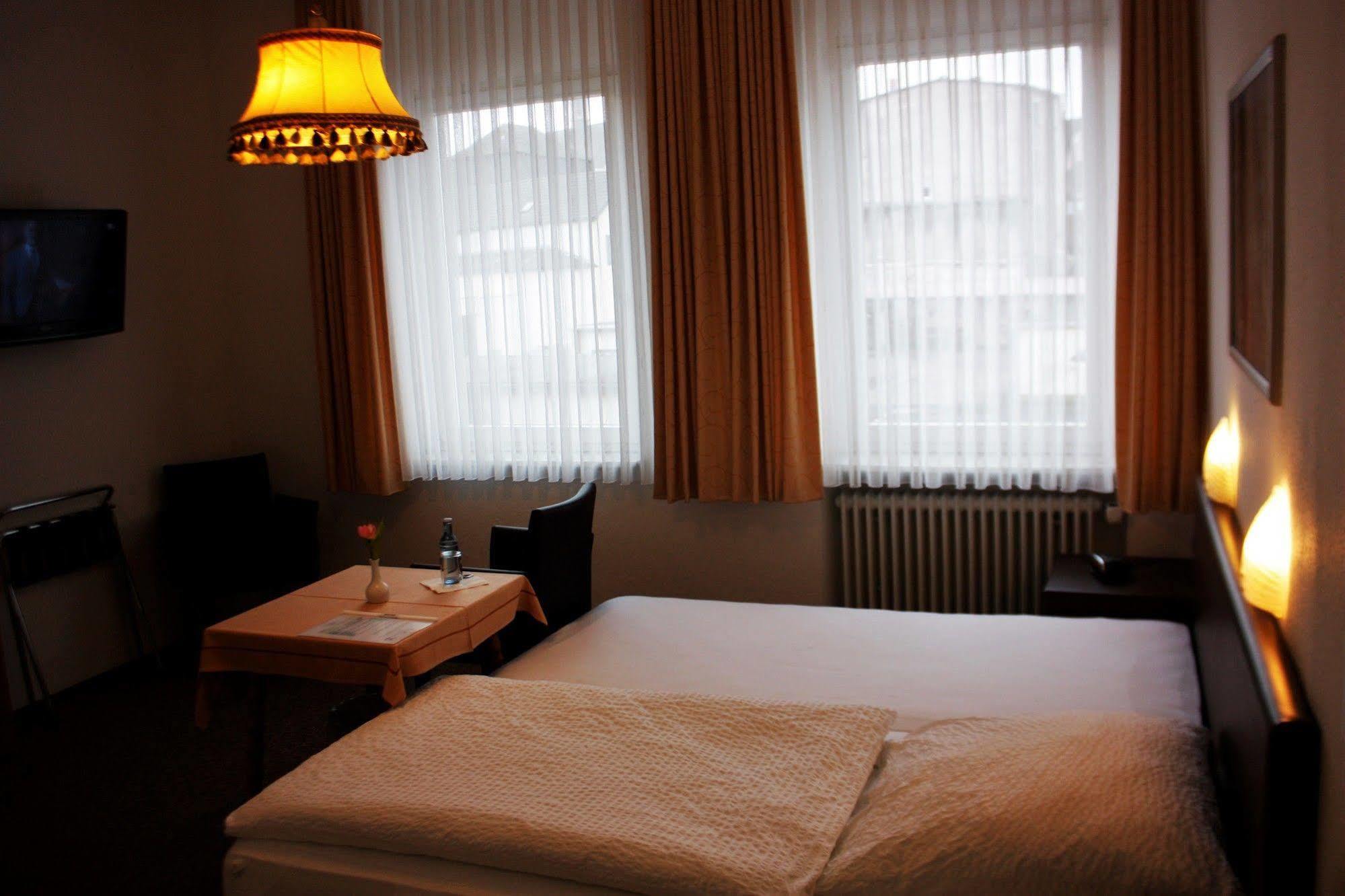 Hotel zum Anker Andernach Exterior foto